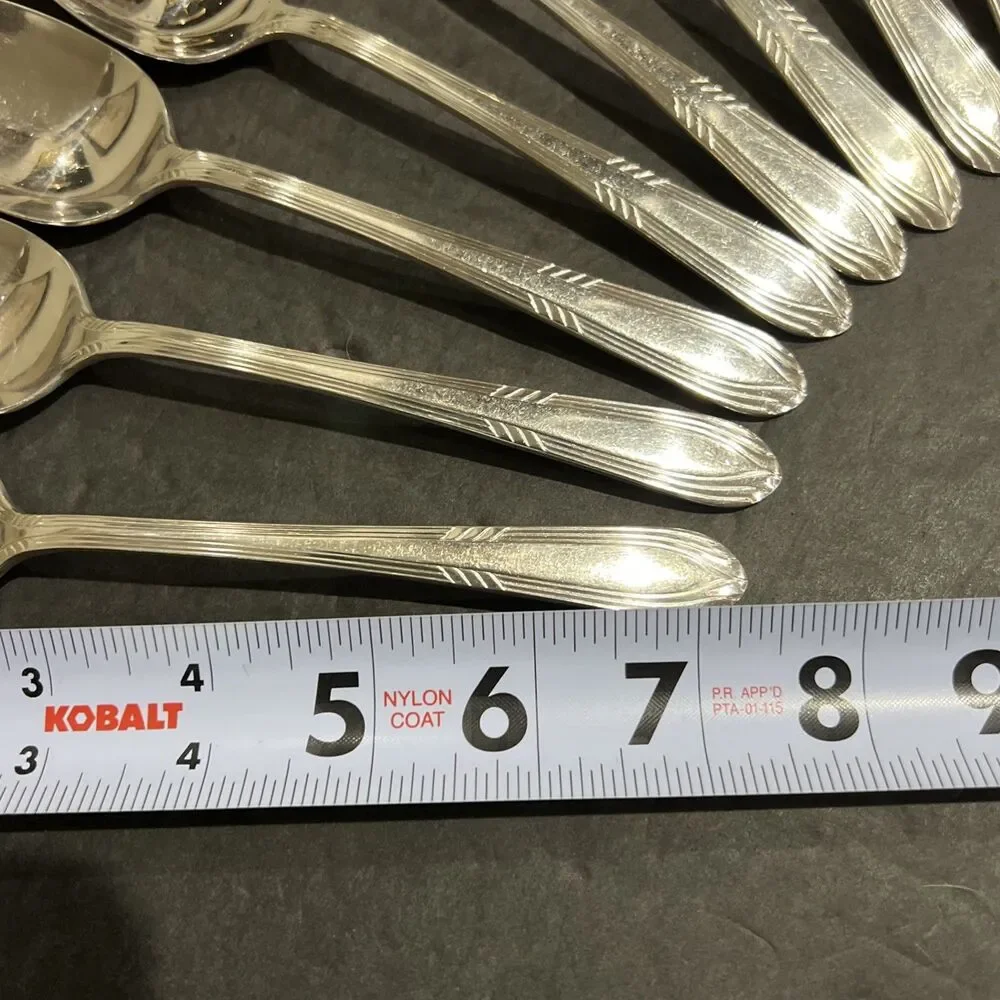 8 Place Oval Soup Spoons International Rogers Silverplate 1936 FASCINATION 7-1/4